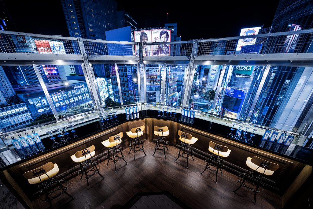 01-prime_moment_bar_2018_007-